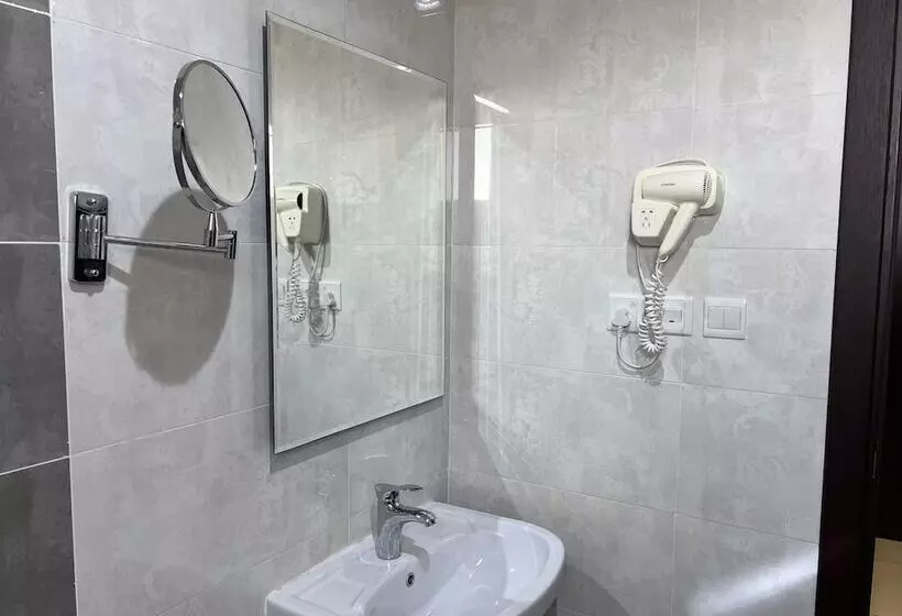 Fotos del hotel Orchid Suites 4:  3