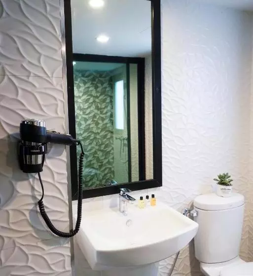 Fotos del hotel The Hive Chiang Mai:  2