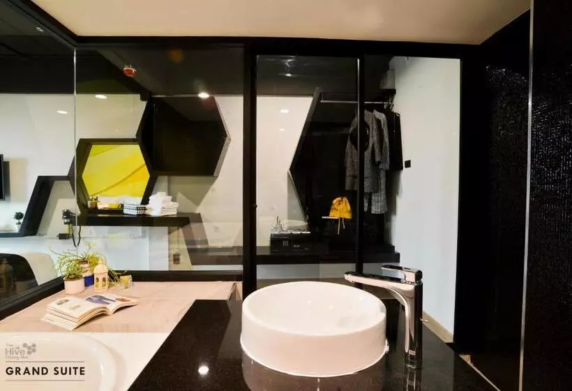 Fotos del hotel The Hive Chiang Mai:  10