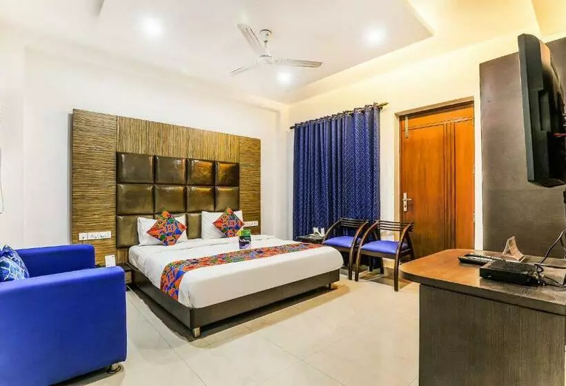 Fab The Residency Dlf Galleria