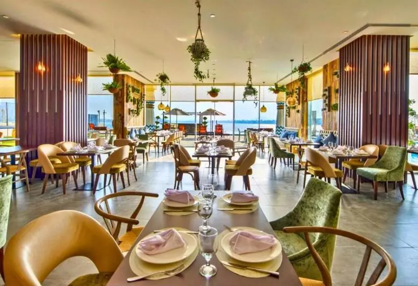 Fotos del hotel Royal Central  The Palm:  4