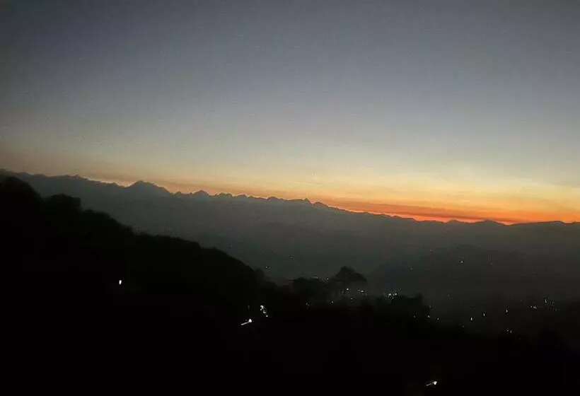 Fotos del hotel Nagarkot Holiday Inn:  6