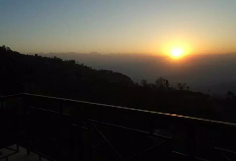 Fotos del hotel Nagarkot Holiday Inn:  24