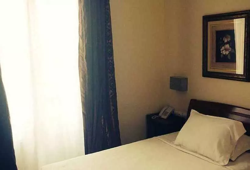 Fotos del hotel Des Princes:  10