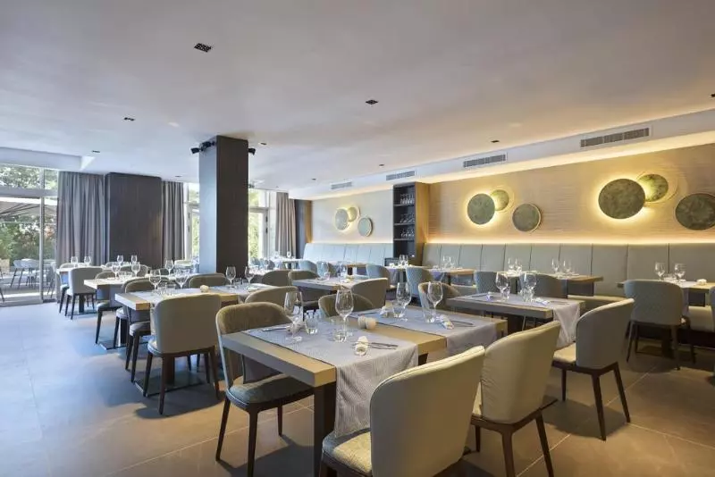Fotos del hotel Ami Budva Petrovac:  7