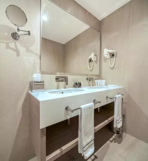 Fotos del hotel Ami Budva Petrovac:  17