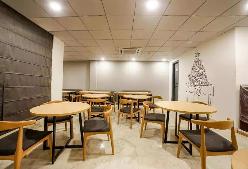 Fotos del hotel Oyo Flagship 516 Unitech Cyber Park:  15