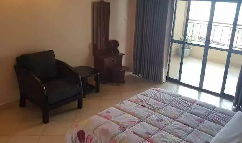 Fotos del hotel Lake Breeze House:  12