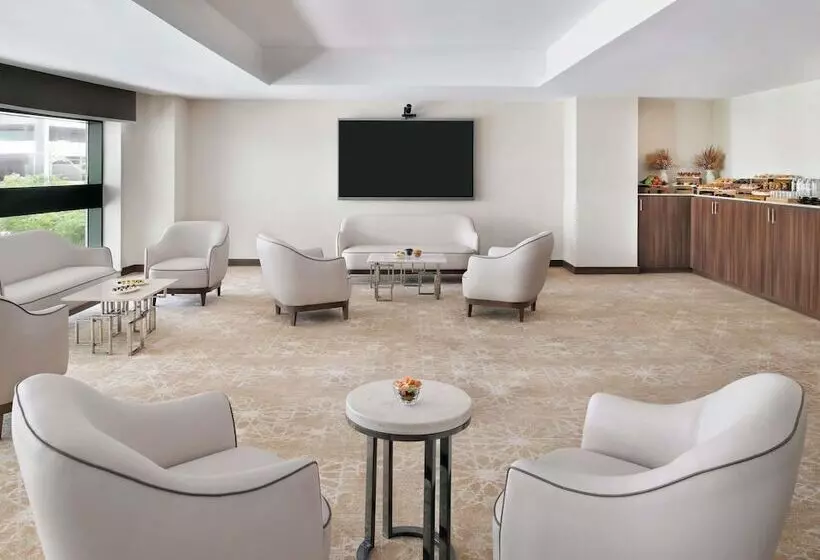 Fotos del hotel Mövenpick  Apartments Downtown Dubai:  92