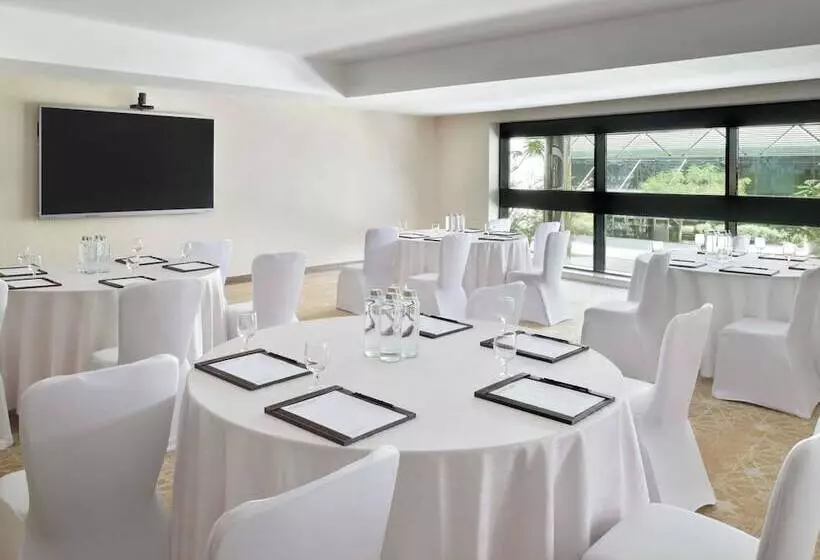 Fotos del hotel Mövenpick  Apartments Downtown Dubai:  94