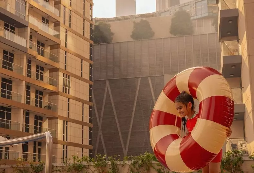 Mövenpick  Apartments Downtown Dubai