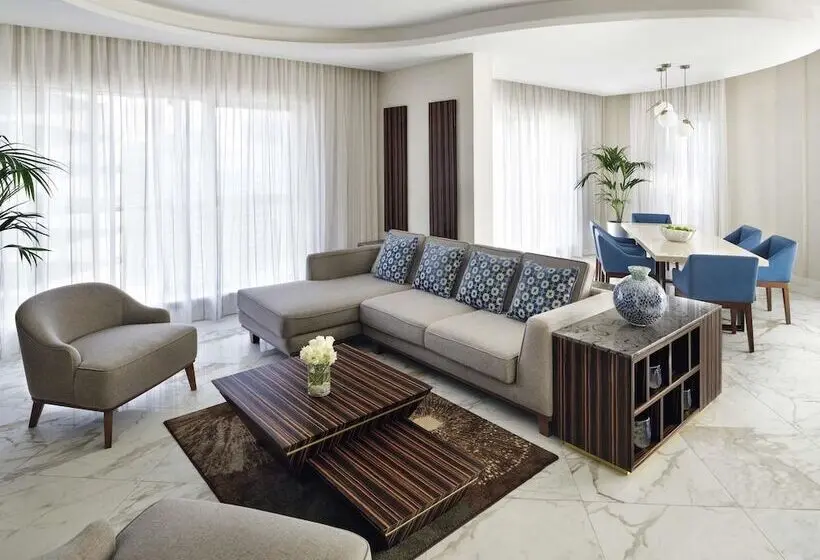 Fotos del hotel Mövenpick  Apartments Downtown Dubai:  56