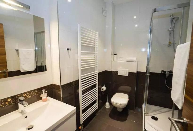 Fotos del hotel Ruža:  15