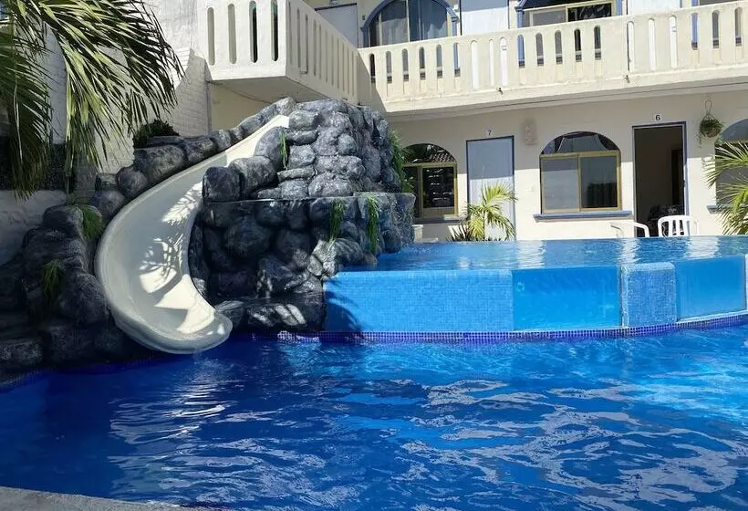 Fotos del hotel Playa De Oro:  15