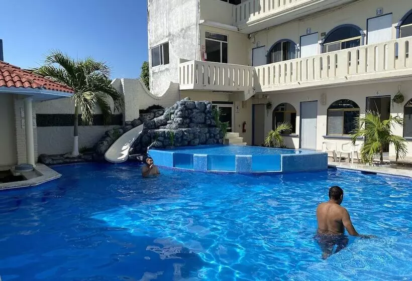 Fotos del hotel Playa De Oro:  9