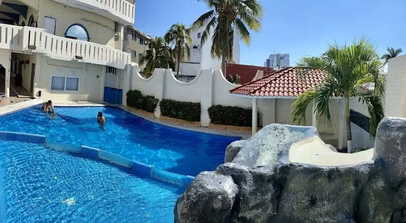 Fotos del hotel Playa De Oro:  11