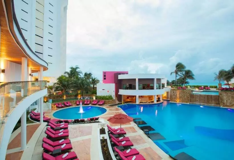 Fotos del hotel Altitude By Krystal Grand Punta Cancun All Inclusi:  8