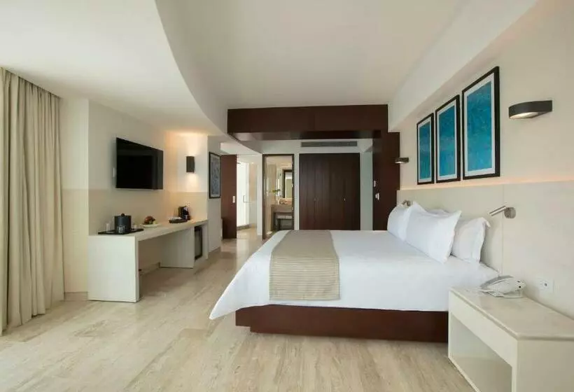 Fotos del hotel Altitude By Krystal Grand Punta Cancun All Inclusi:  9
