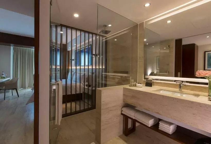 Fotos del hotel Altitude By Krystal Grand Punta Cancun All Inclusi:  12