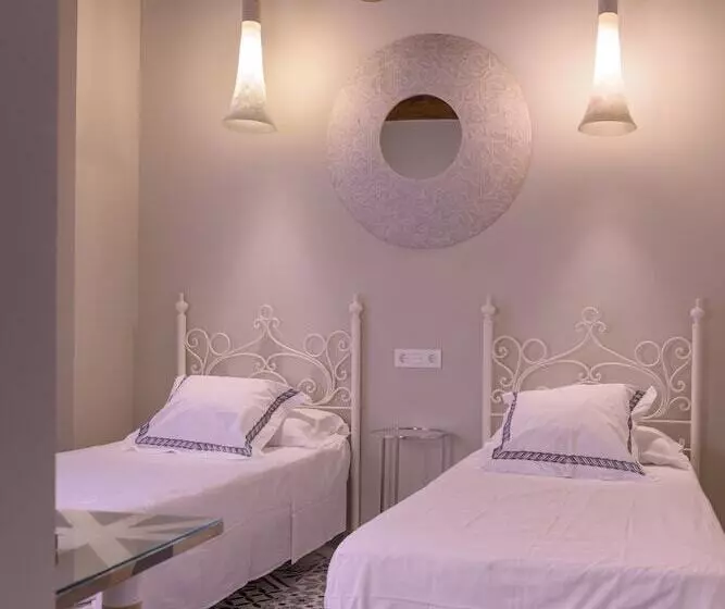 Fotos del hotel Alojamiento Con Encanto La Luna En El Alba:  8