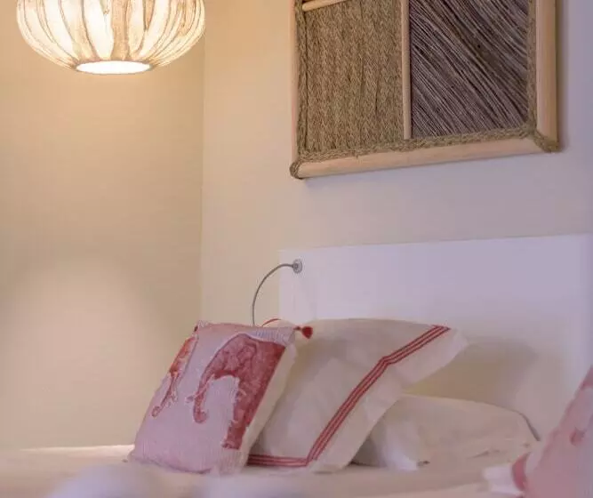 Fotos del hotel Alojamiento Con Encanto La Luna En El Alba:  23