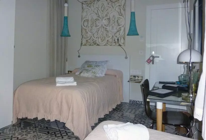 Fotos del hotel Alojamiento Con Encanto La Luna En El Alba:  9