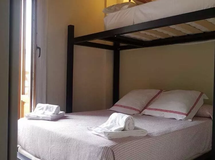 Fotos del hotel Alojamiento Con Encanto La Luna En El Alba:  22