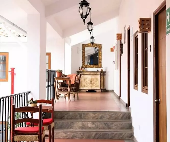 Fotos del hotel Atoq San Blas:  16