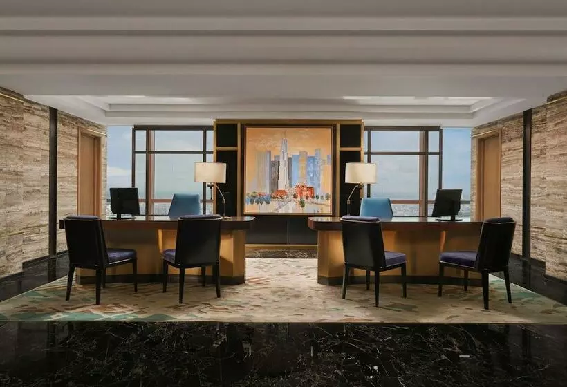 Vinpearl Luxury Landmark 81