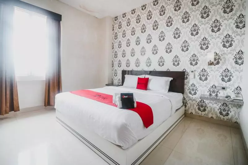 Reddoorz Plus Near Universitas Negeri Makassar