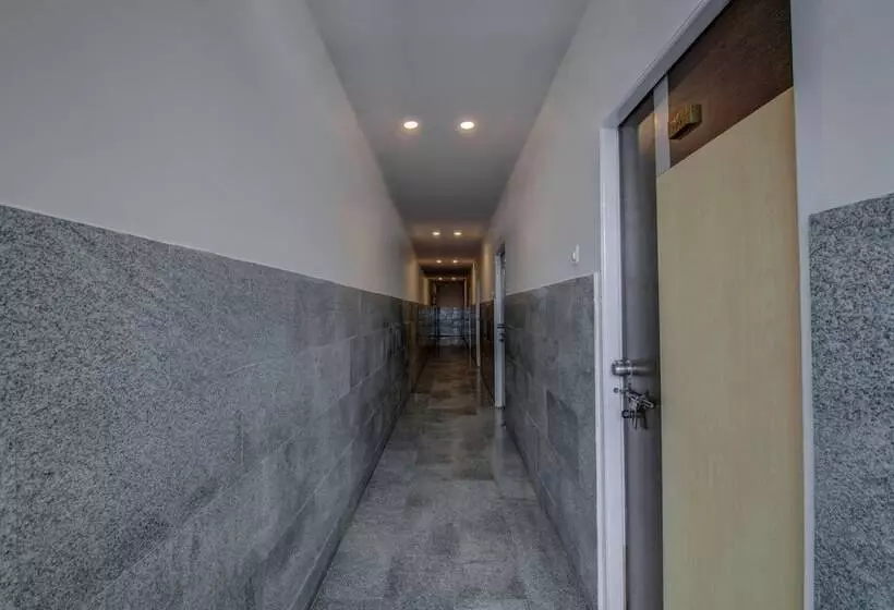 Fotos del hotel Oyo 14669 Mayur S Residency:  4