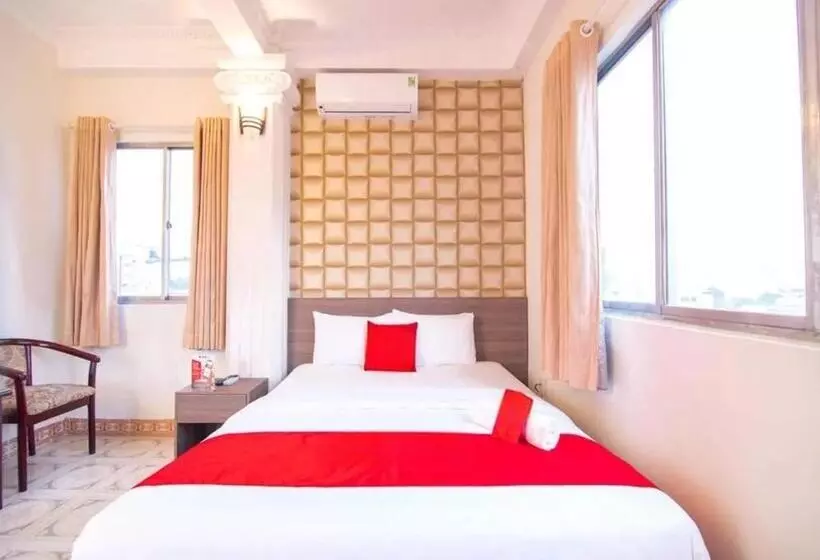 Fotos del hotel Reddoorz Plus Near Nowzone Plaza:  4