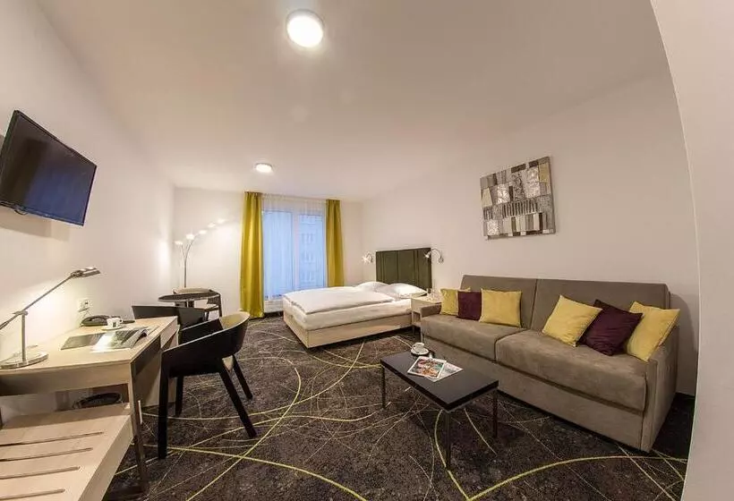 Fotos del hotel Valcha:  15