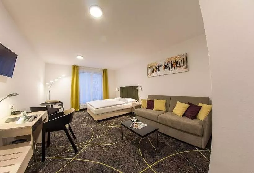 Fotos del hotel Valcha:  17