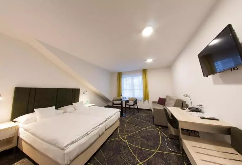 Fotos del hotel Valcha:  19
