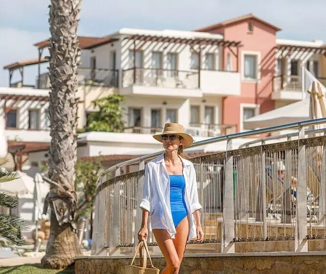 Fotos del hotel Louis Althea Beach:  21