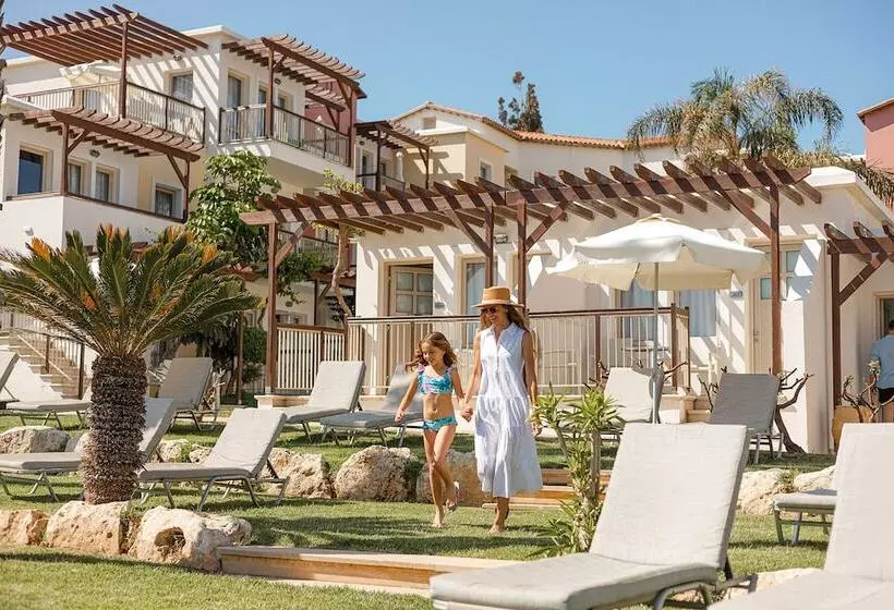 Fotos del hotel Louis Althea Beach:  18