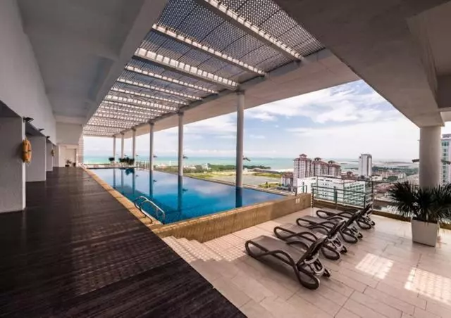Fotos del hotel The Straits  & Suites:  8