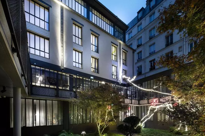 Fotos del hotel Hôtel Les Deux Girafes:  11