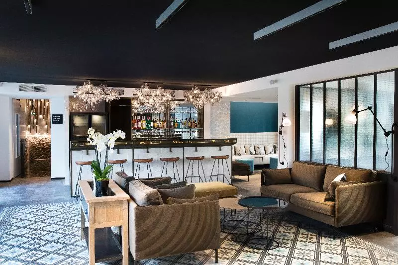 Fotos del hotel Hôtel Les Deux Girafes:  21