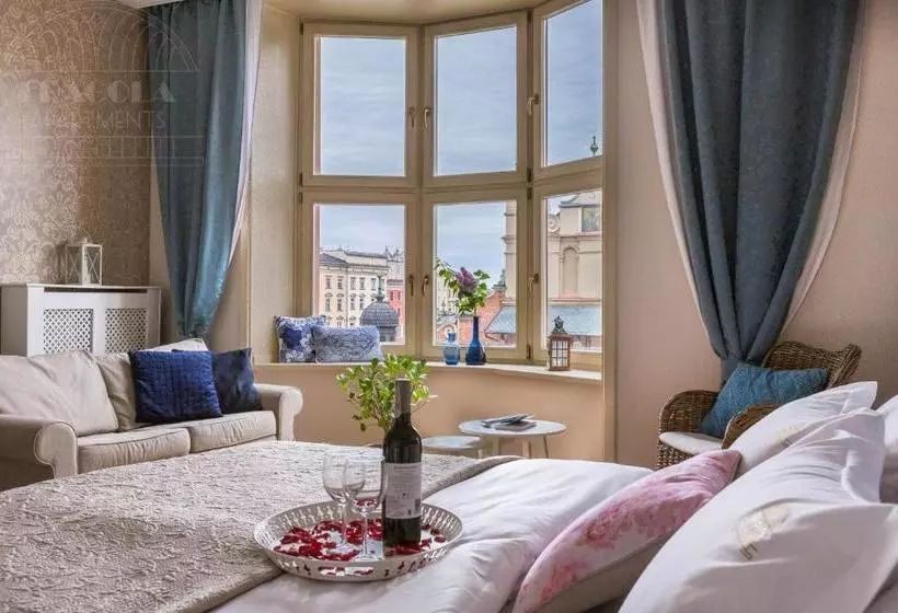 Fotos del hotel Feniks Fragola Apartments:  5