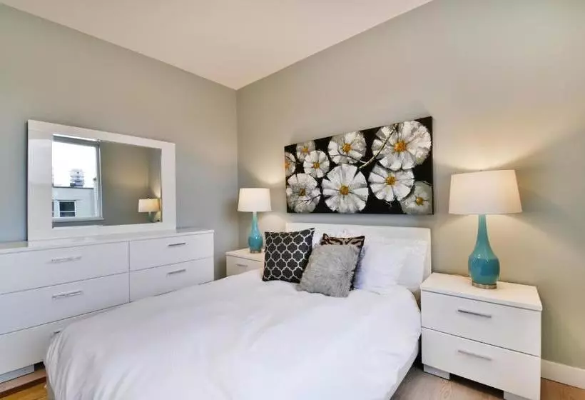 Fotos del hotel Global Luxury Suites Longwood Medical:  25