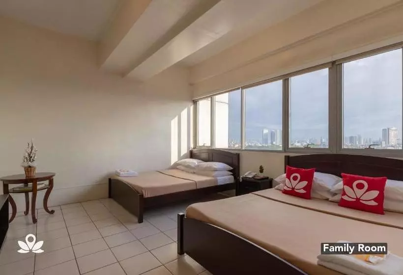 Fotos del hotel Golden Panda Dormtel By Zen Rooms:  6