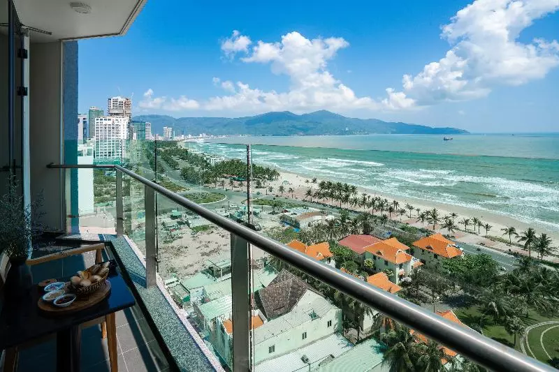 Fotos del hotel Sala Danang Beach:  13