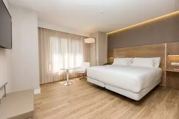 NH Oviedo Principado - Oviedo