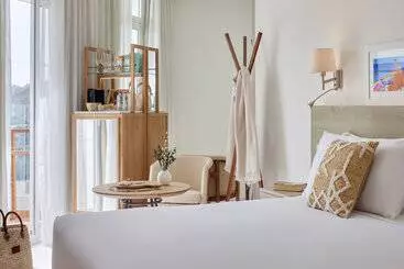 솔 가빌라네스 - Cala Galdana