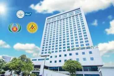 Golden Tulip Sovereign Hotel Bangkok - Bangkok
