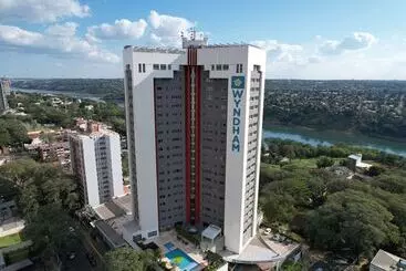 Wyndham Golden Foz Suites - Foz do Iguacu