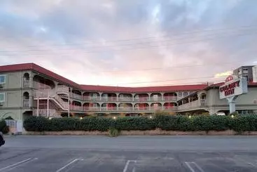 Colony Inn - North Hollywood