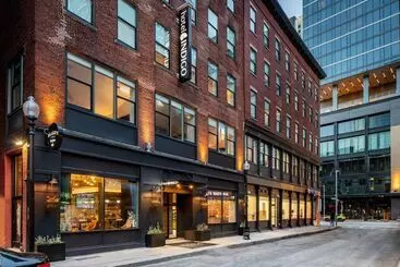 Холидей Инн Экспресс Отель & Сьютс Бостон Гарден - Бостон